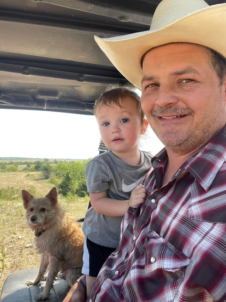 Zenger Family Farm - family