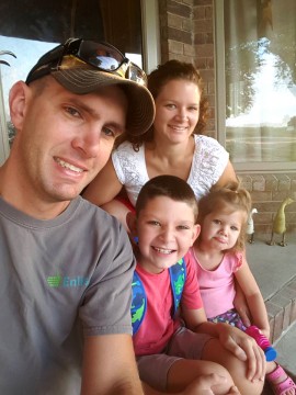 Farmer profile Lowell and Krystale Neitzel